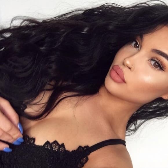 Bodywave Lace Front Wig 22-24 inches - Thumbnail 2