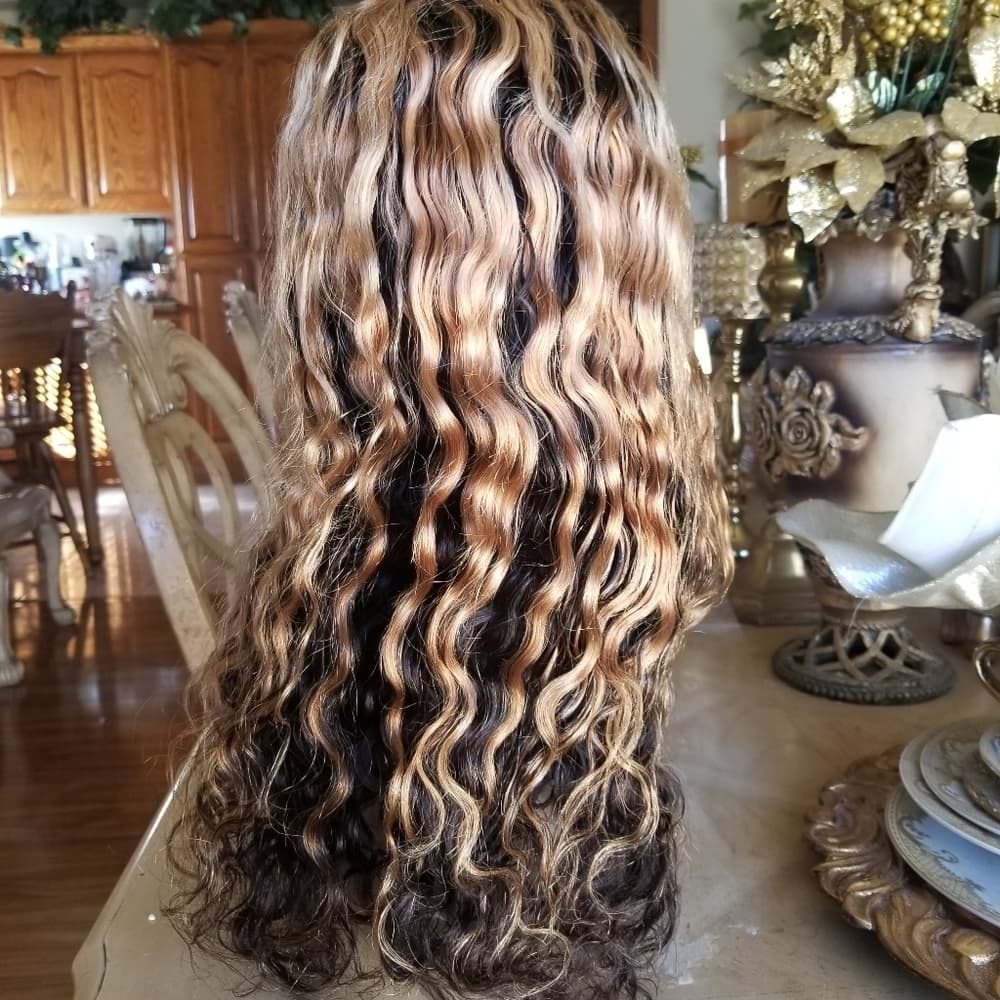 Ombre Curly Lace Front Human Hair Wig 18-20 inches - Thumbnail 5