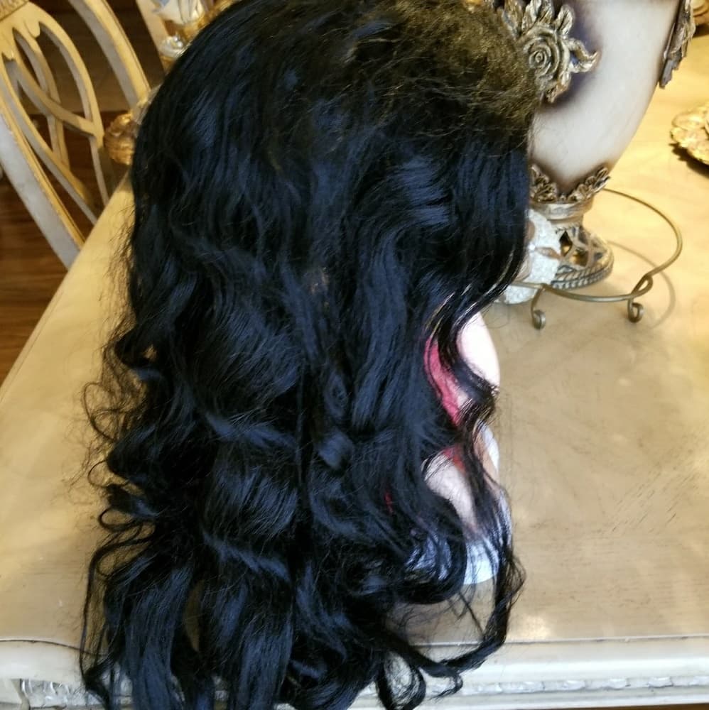 Used Yaki Bodywave Lacefront Wig 18 inches - Thumbnail 4