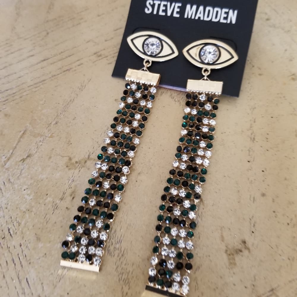 Steve Madden eye earrings - Thumbnail 5