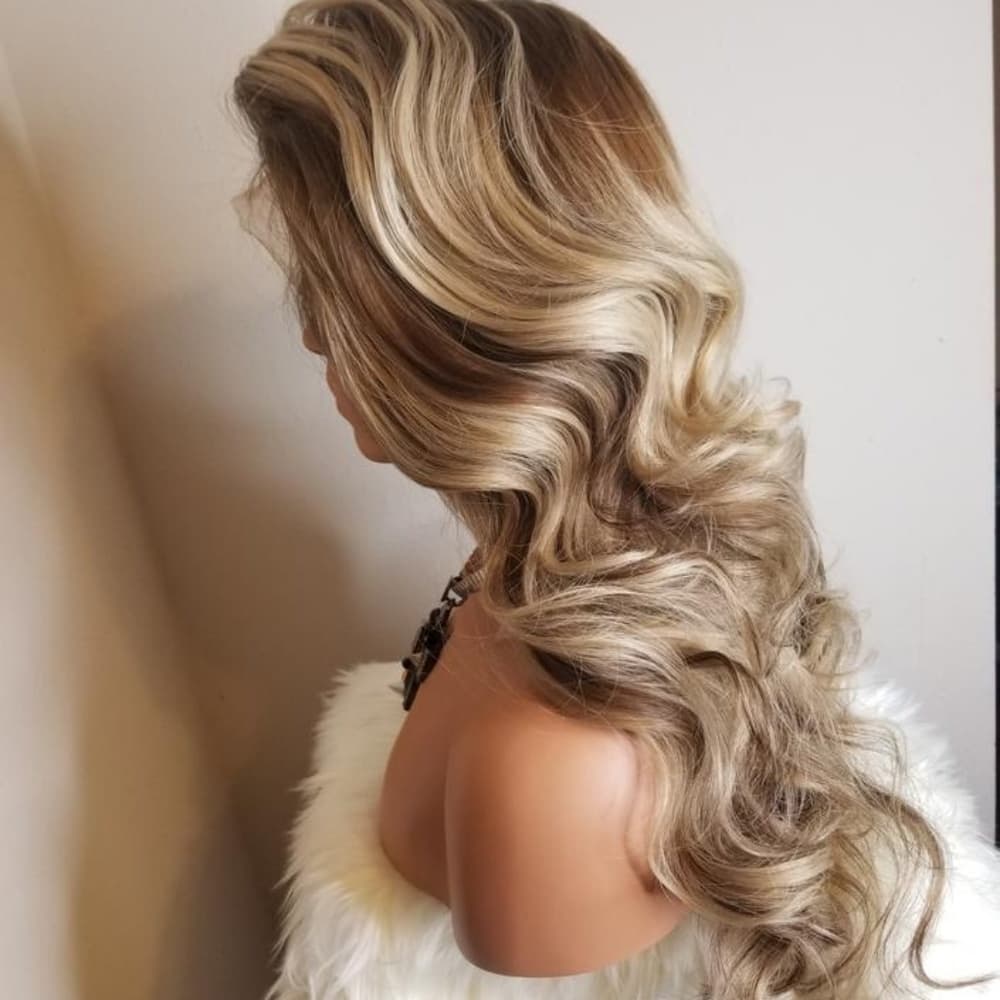 Blonde Beauty Lace Wig 24-26 inches