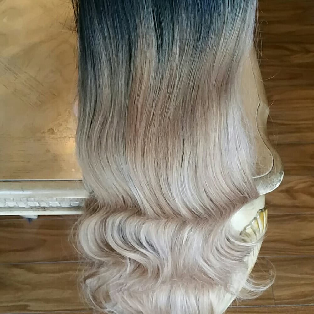 Ombre Golden Blonde Lace Front Wig 26-30 inches!