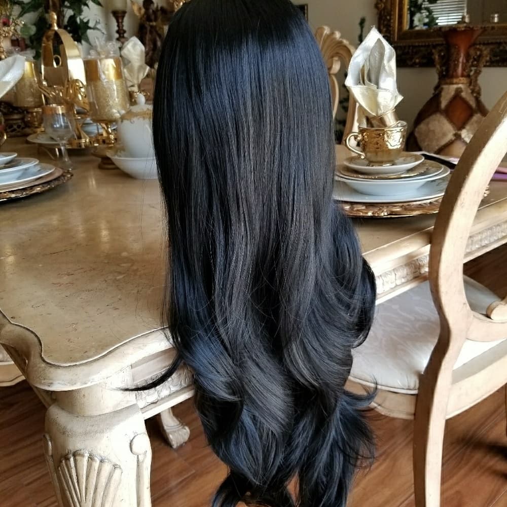 Body Wave Beauty Lace Front Wig 24-26 inches - Thumbnail 3