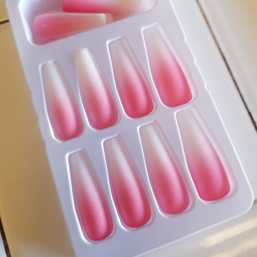 Ombre Pink Coffin False Press on Nails - Thumbnail 3