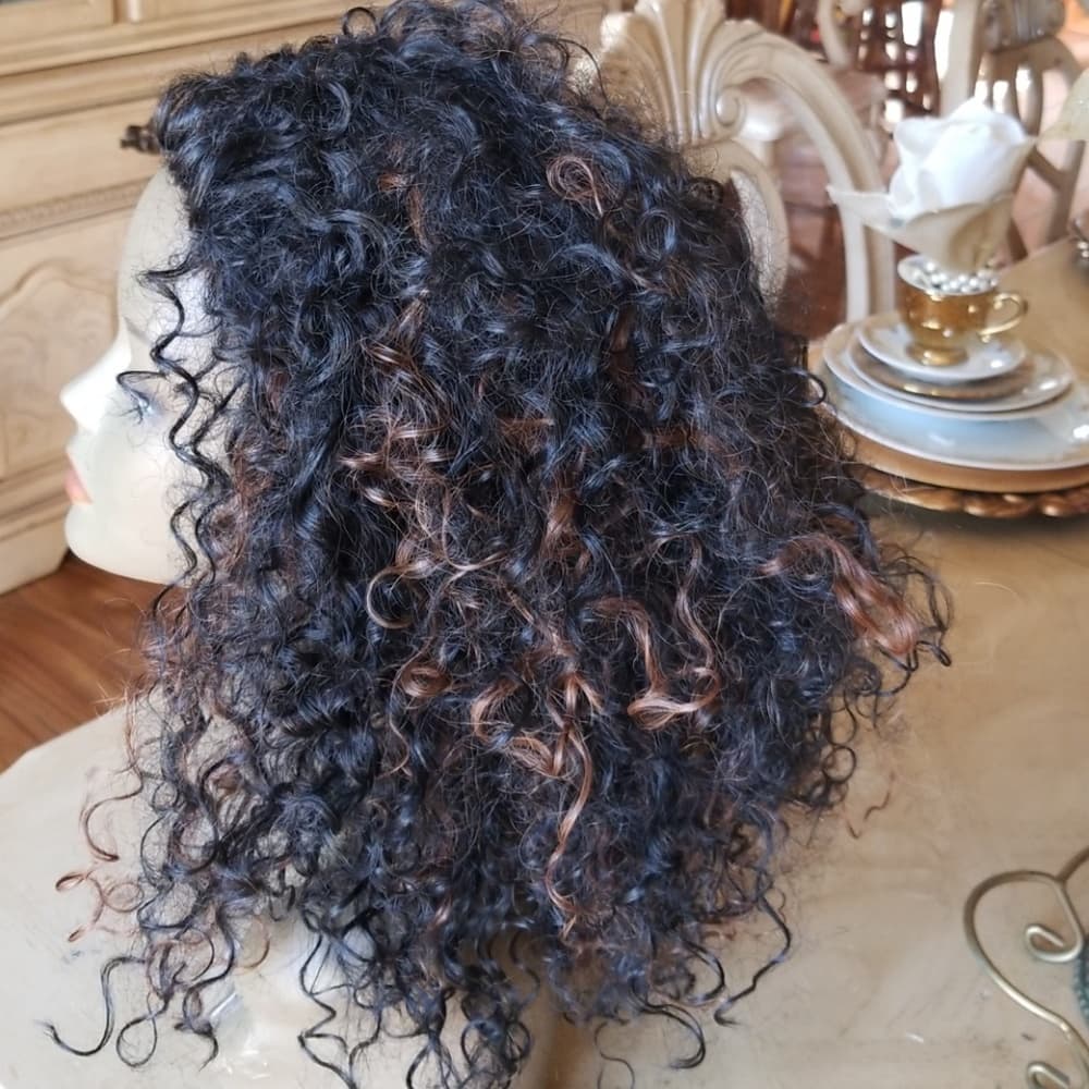 Used Curly Beauty Lace Front Wig #1b/30 - Thumbnail 3