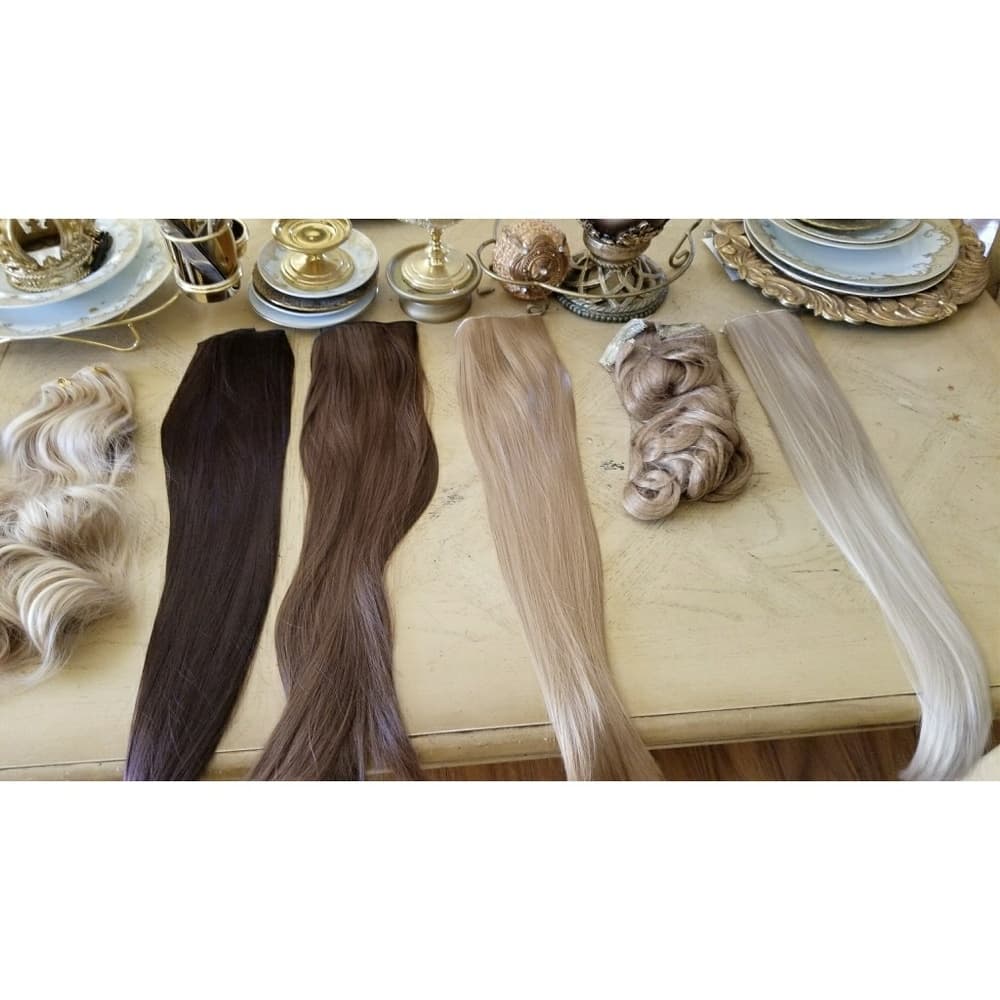 10 Piece Clip in Extension Bundle - Thumbnail 2