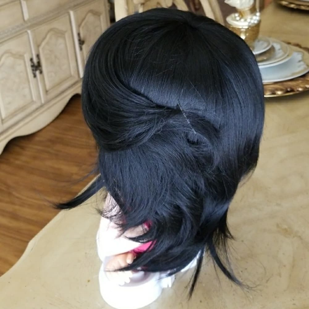 Black Layered Bob Wig - Thumbnail 3