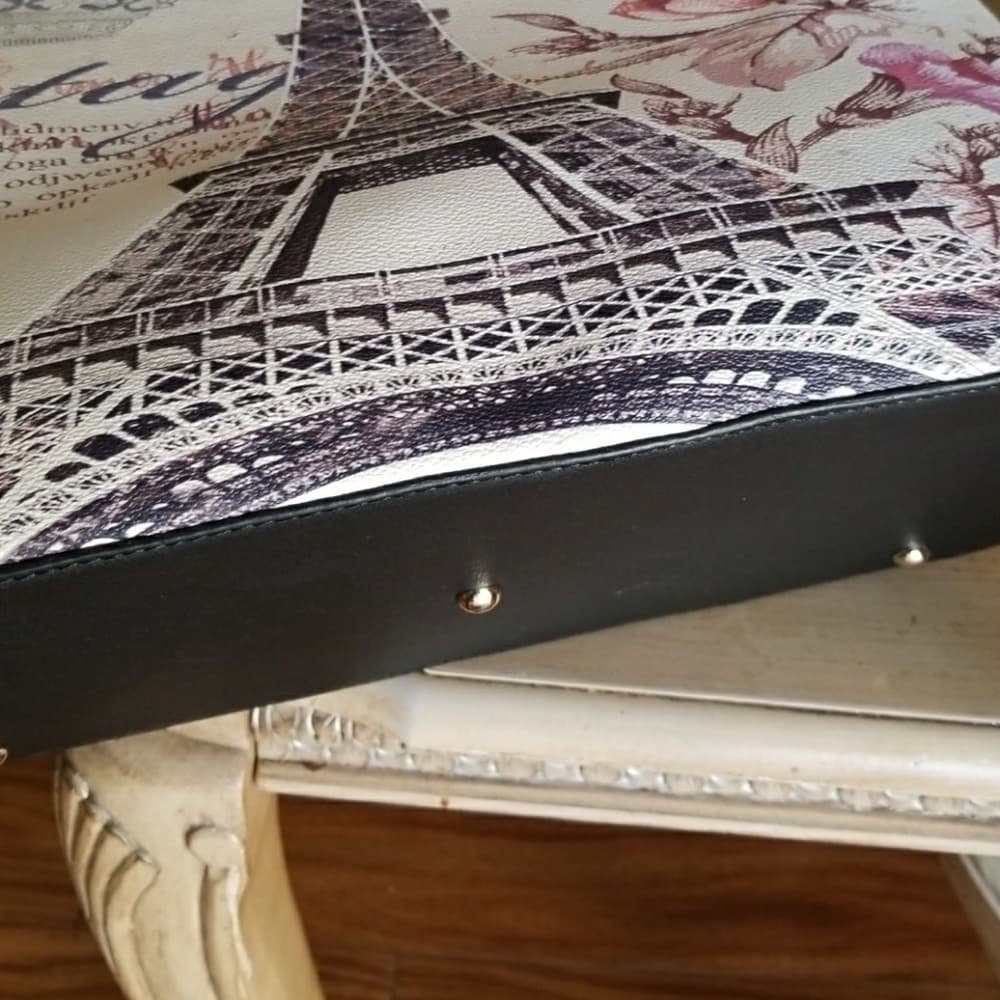 London Paris Beauty Bag with strap - Thumbnail 3