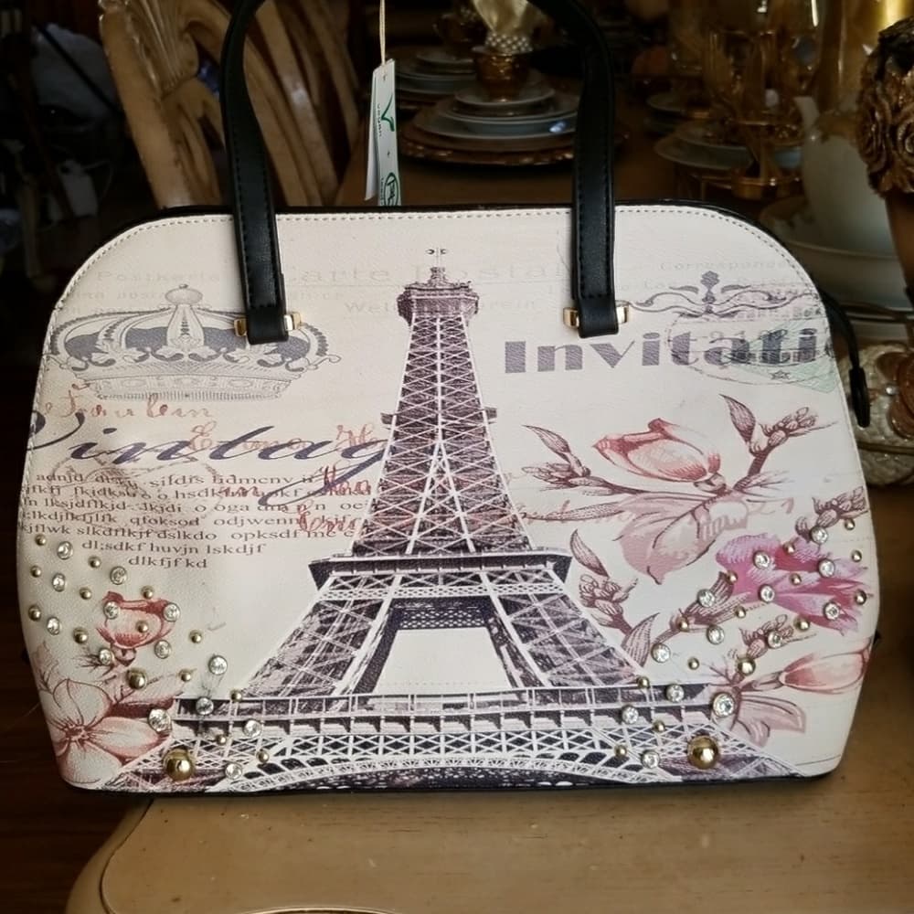 London Paris Beauty Bag with strap