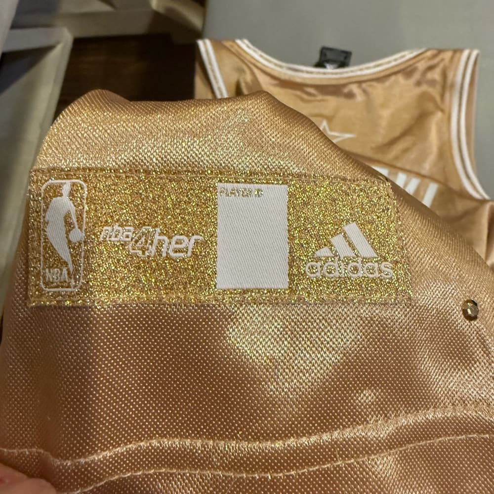 Rare women’s Adidas NBA 4her Dallas Mavericks Dirk Nowitzki Gold Jersey - Thumbnail 2