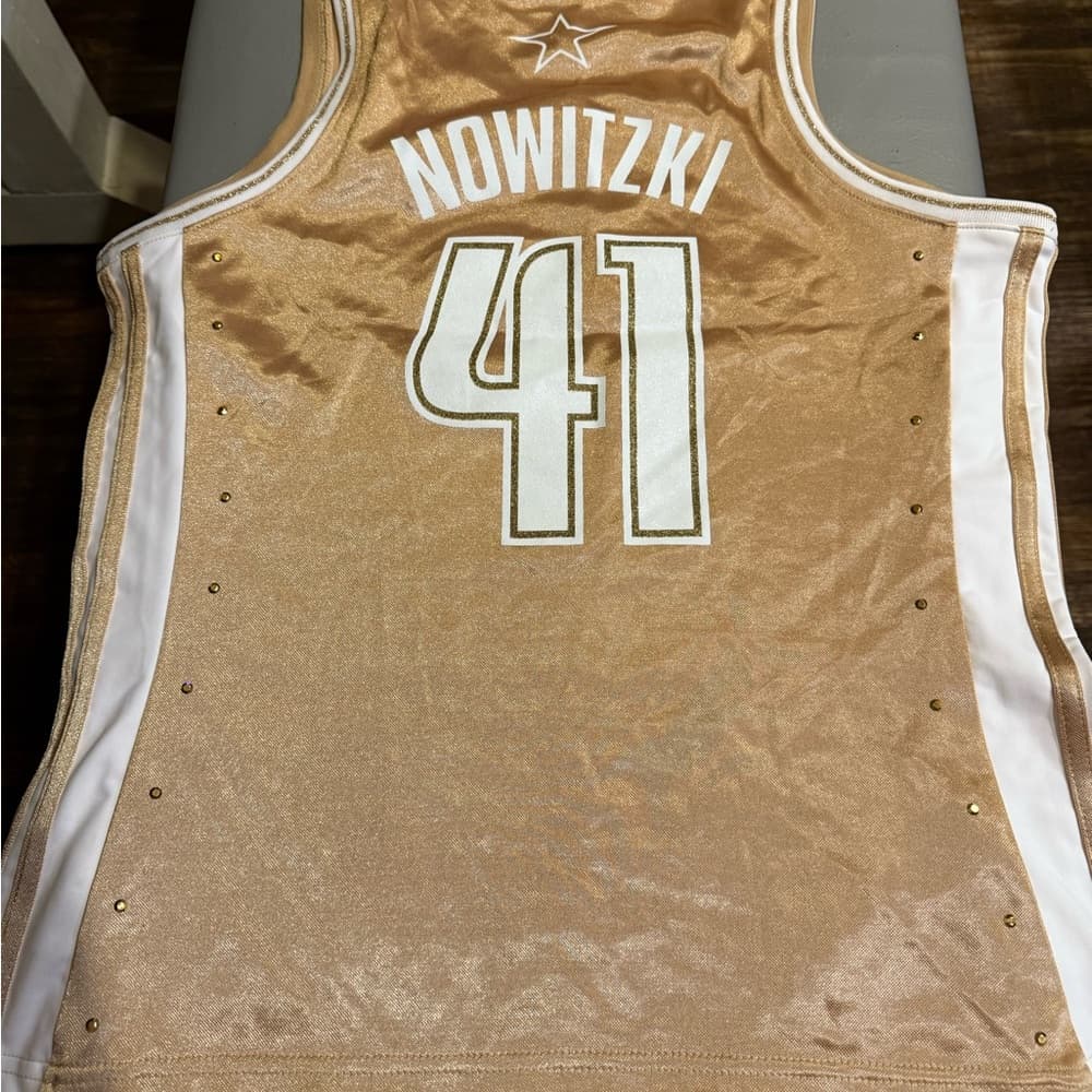 Rare women’s Adidas NBA 4her Dallas Mavericks Dirk Nowitzki Gold Jersey - Thumbnail 4