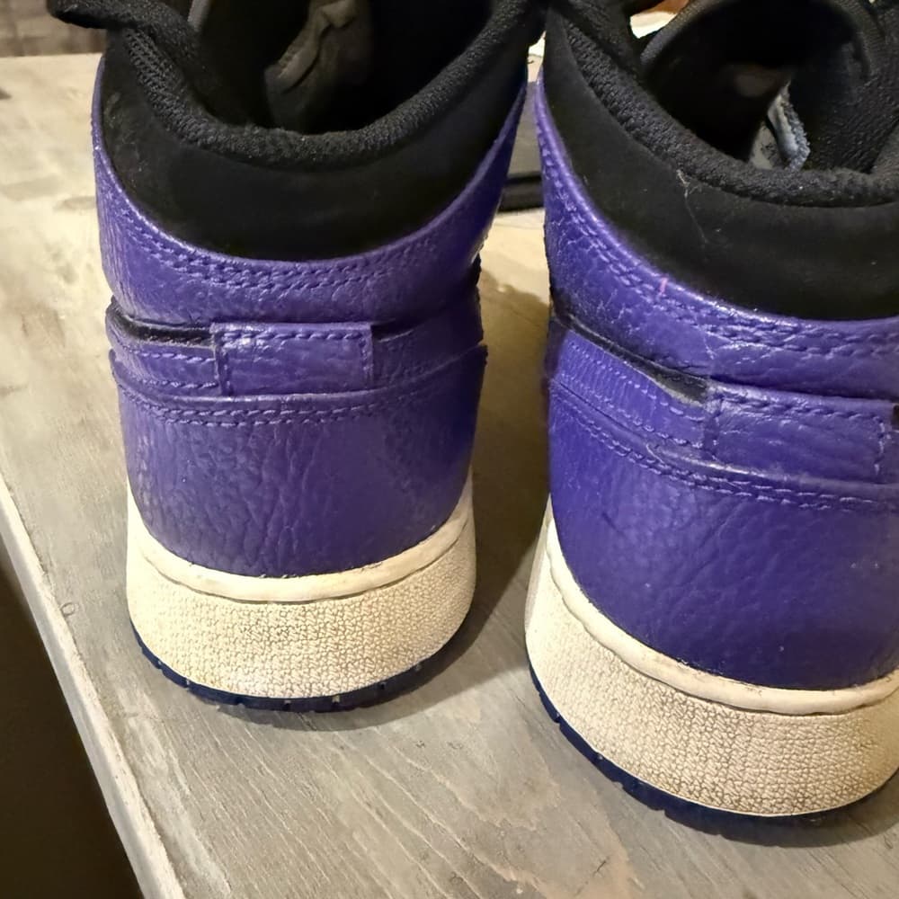 Youth Air Jordan 1 dark concord sz 6.5Y - Thumbnail 2