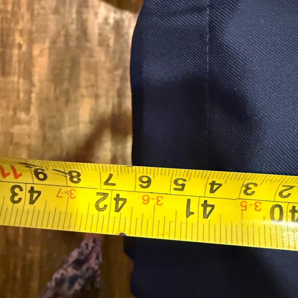 New wangyue navy blazer XXXL and dress pants(42 inches from top to bottom) - Thumbnail 3