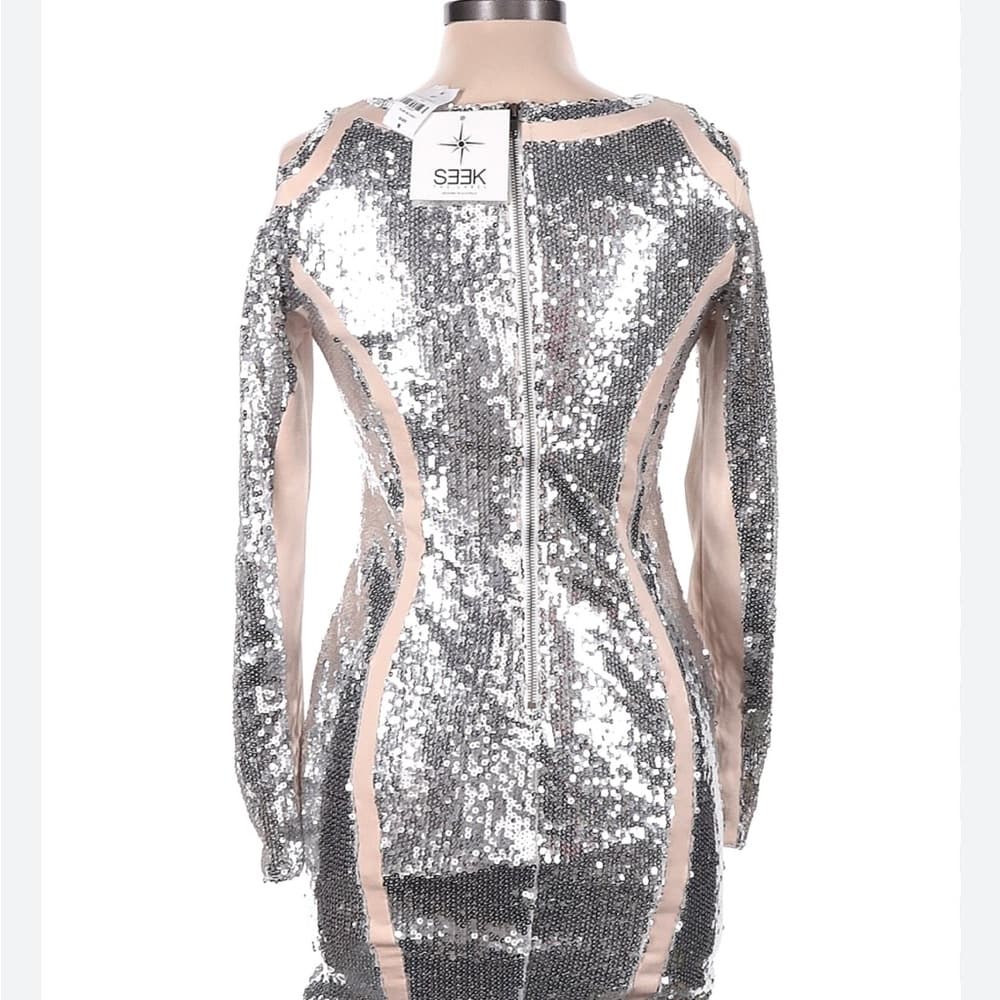 Seek the Label Dress size Medium - NWT Silver Sequin - Thumbnail 2