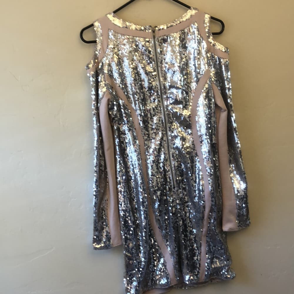 Seek the Label Dress size Medium - NWT Silver Sequin - Thumbnail 9