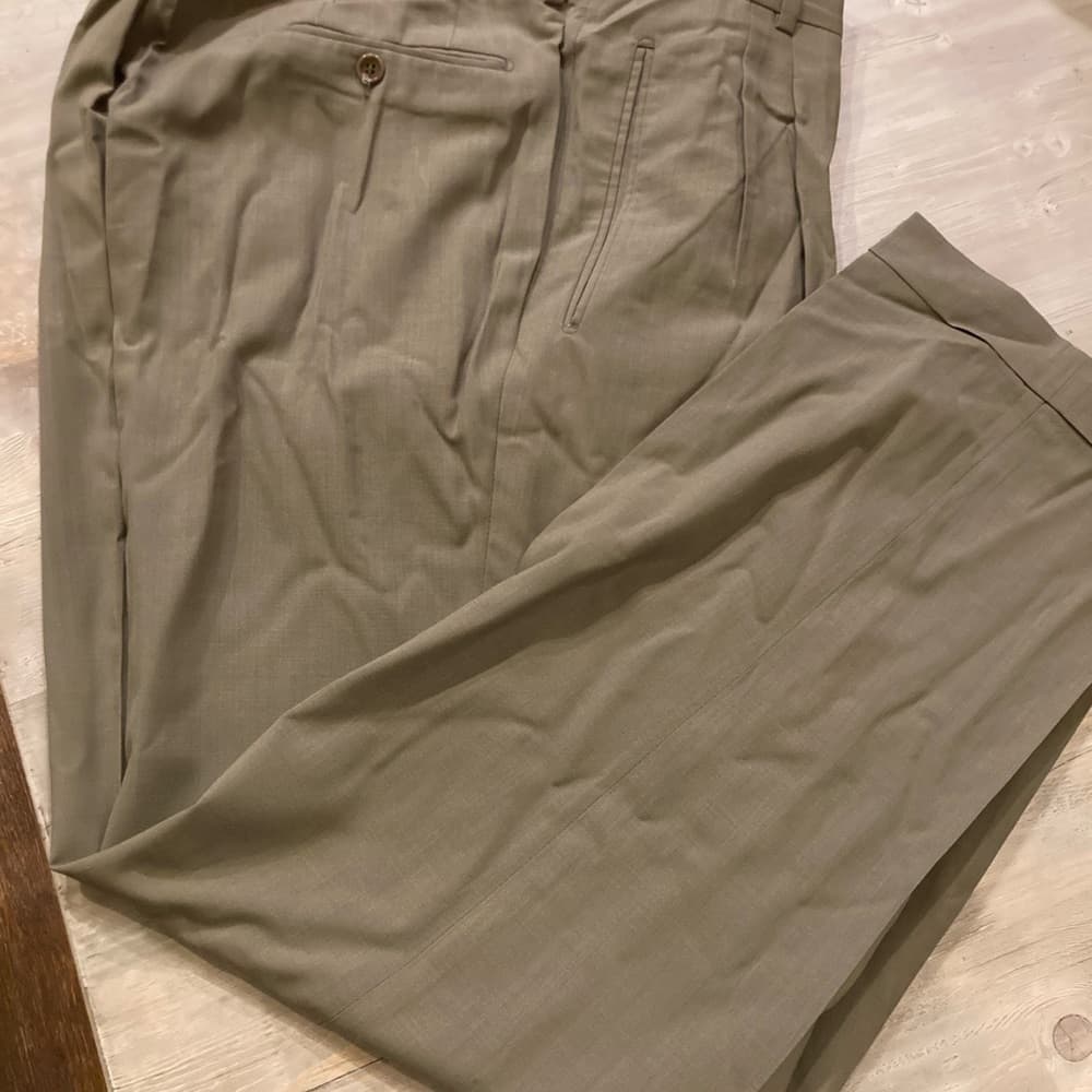 Boss olive green 2 piece suit - Thumbnail 2