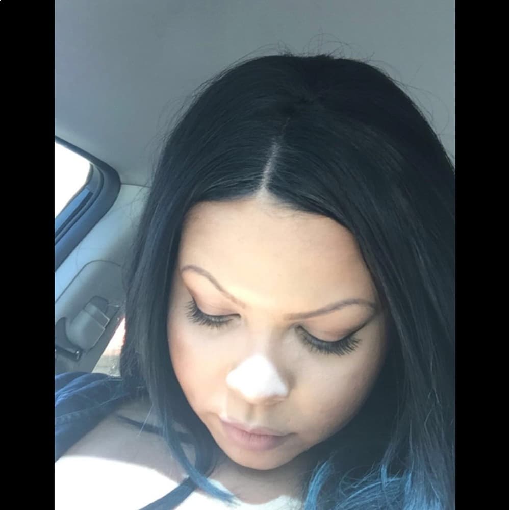 Wavy black Beauty Wig 24-26 inches!! - Thumbnail 5