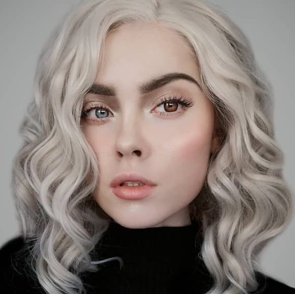 Gray Ash Blonde Beauty Bob Lace Front Wig - Thumbnail 4