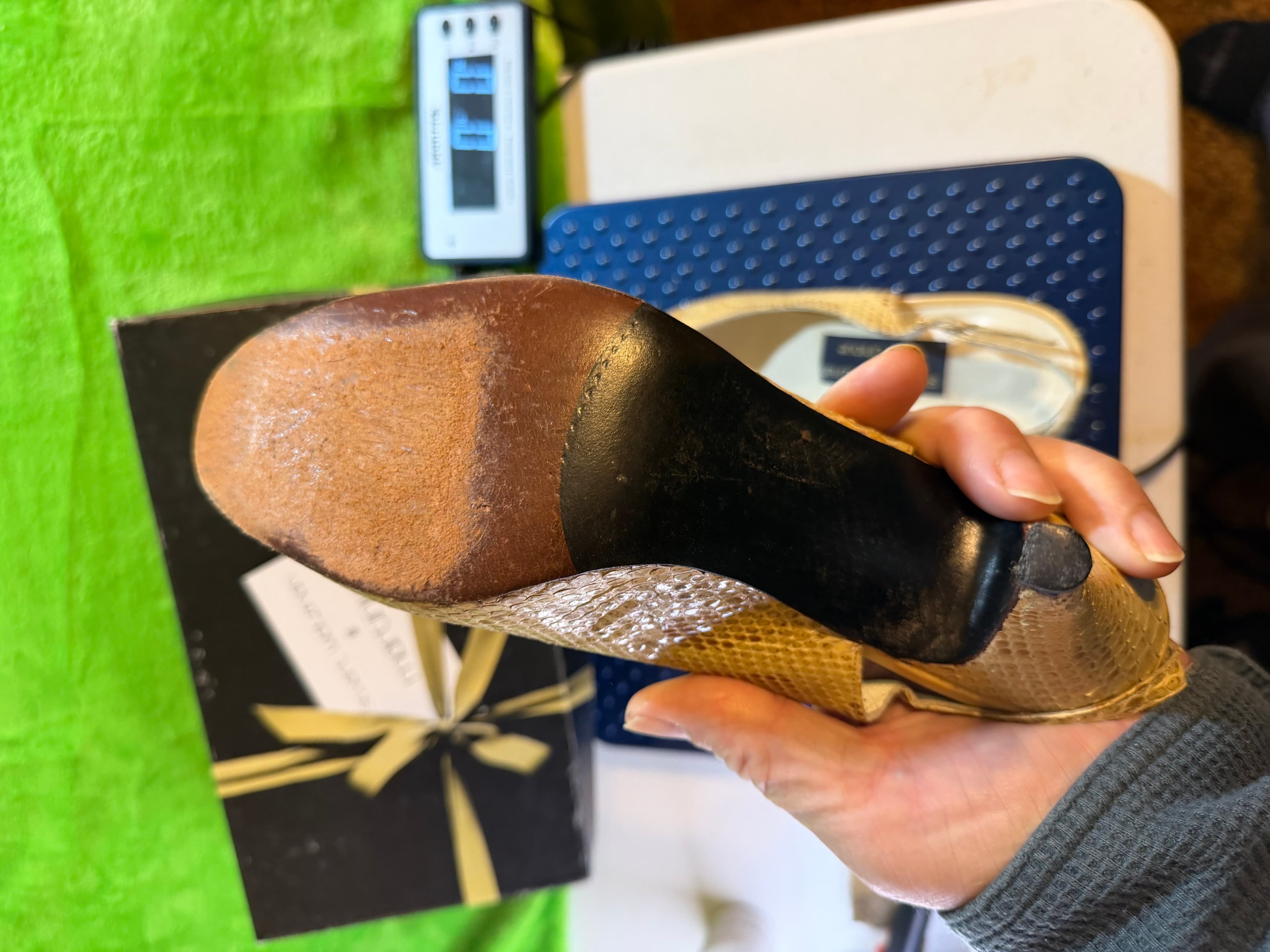 Stuart Weitzman Martinique Snakeskin Slingback Peep Toe Heels Womens 9.5N - Thumbnail 6