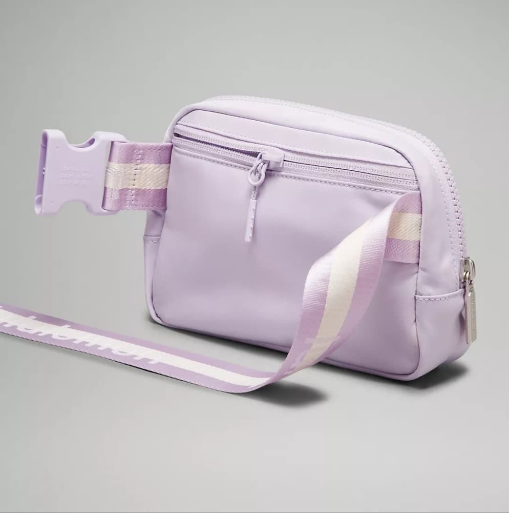 Lululemon Everywhere Belt Bag 1L WordMark In HTF Lilac Ether/White Opal/White - Thumbnail 3