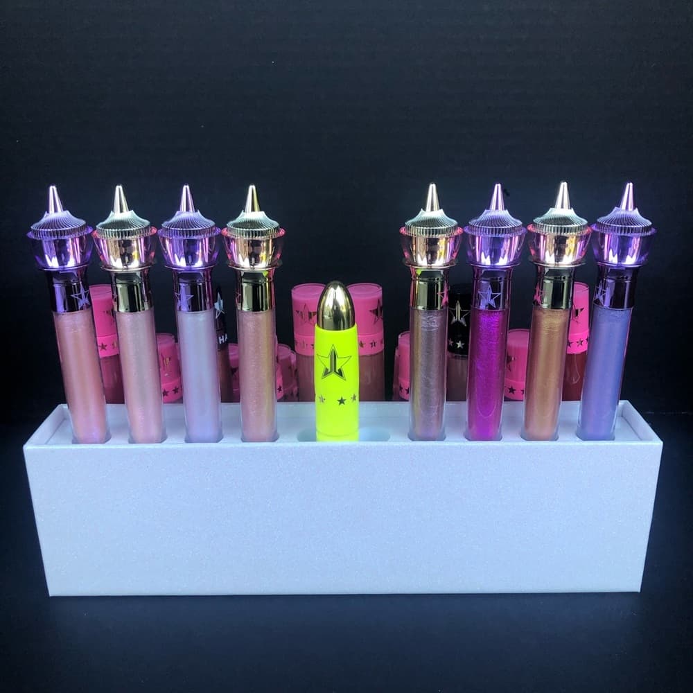 Jeffree Star White Glitter VLL Makeup Display - Thumbnail 14