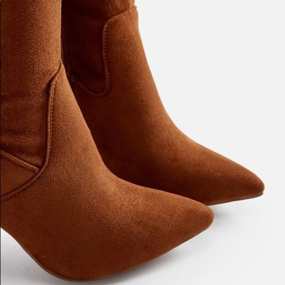 Mariam Over-The-Knee Boot in Cognac by JUSTFAB - Thumbnail 3