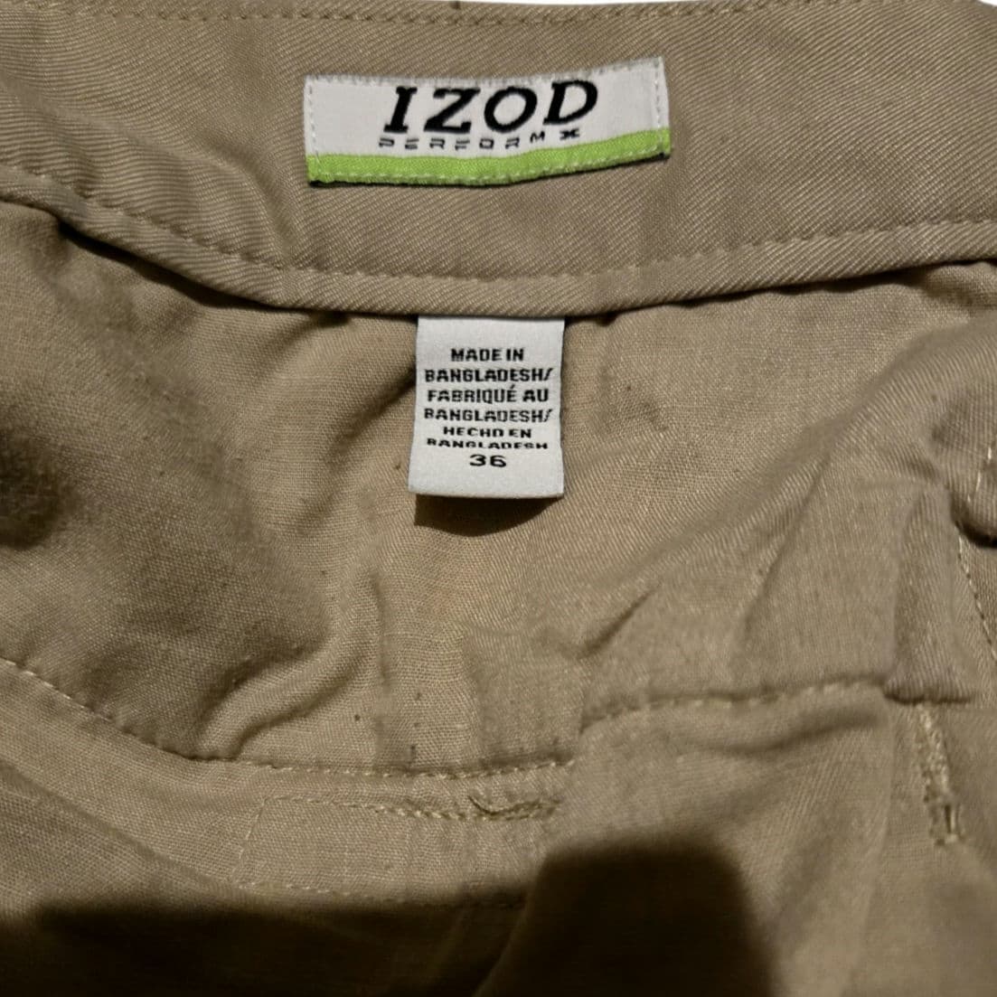 MENS Izod Shorts Size 36 - Thumbnail 2