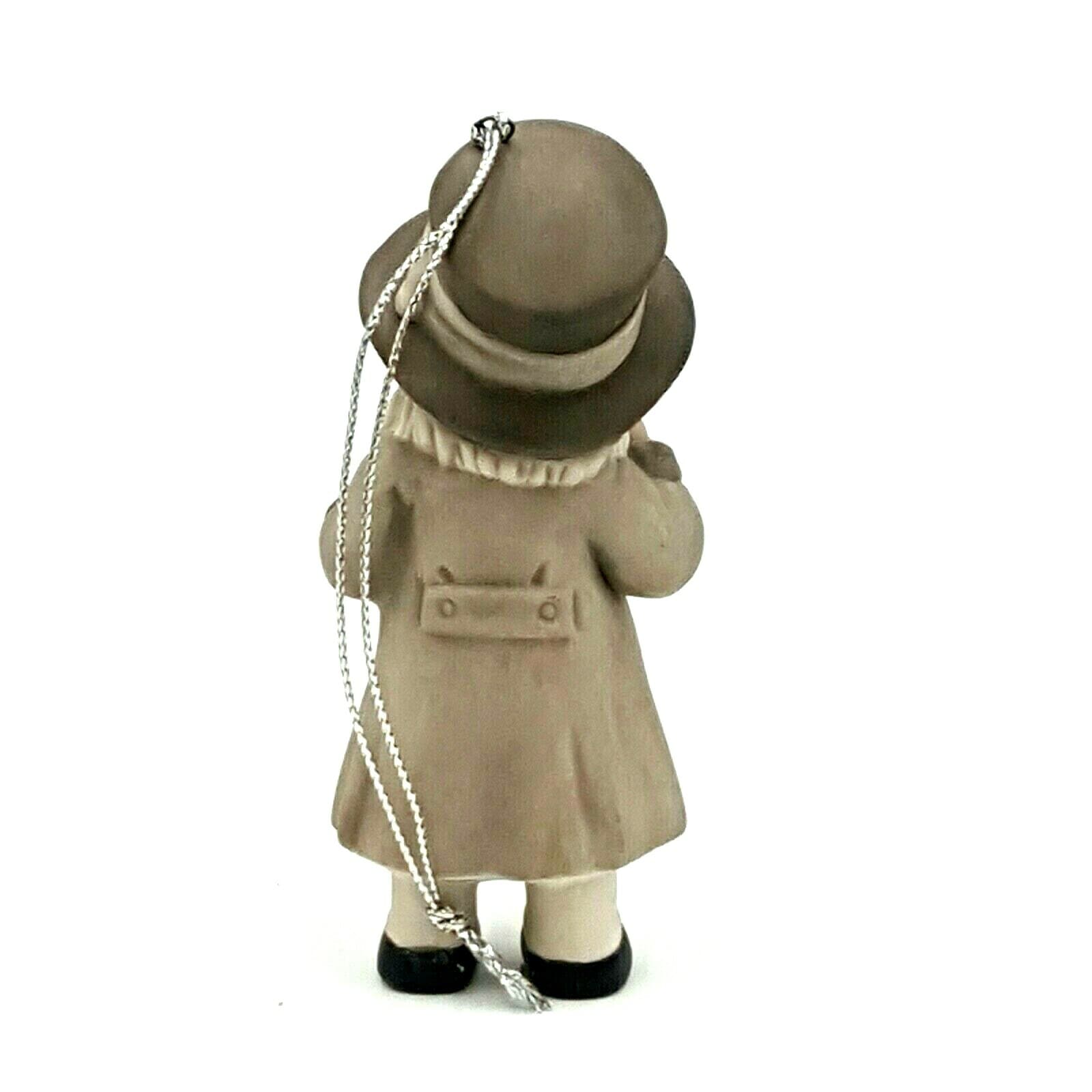 Kim Anderson's Pretty As A Picture Figurine "A New Year, A New Love" Limited - Thumbnail 8