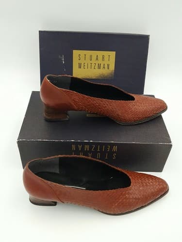 Stuart Size 8.5 AA Extra Narrow Low Heel Pumps Leather Carmel Brown Size 8.5 AA