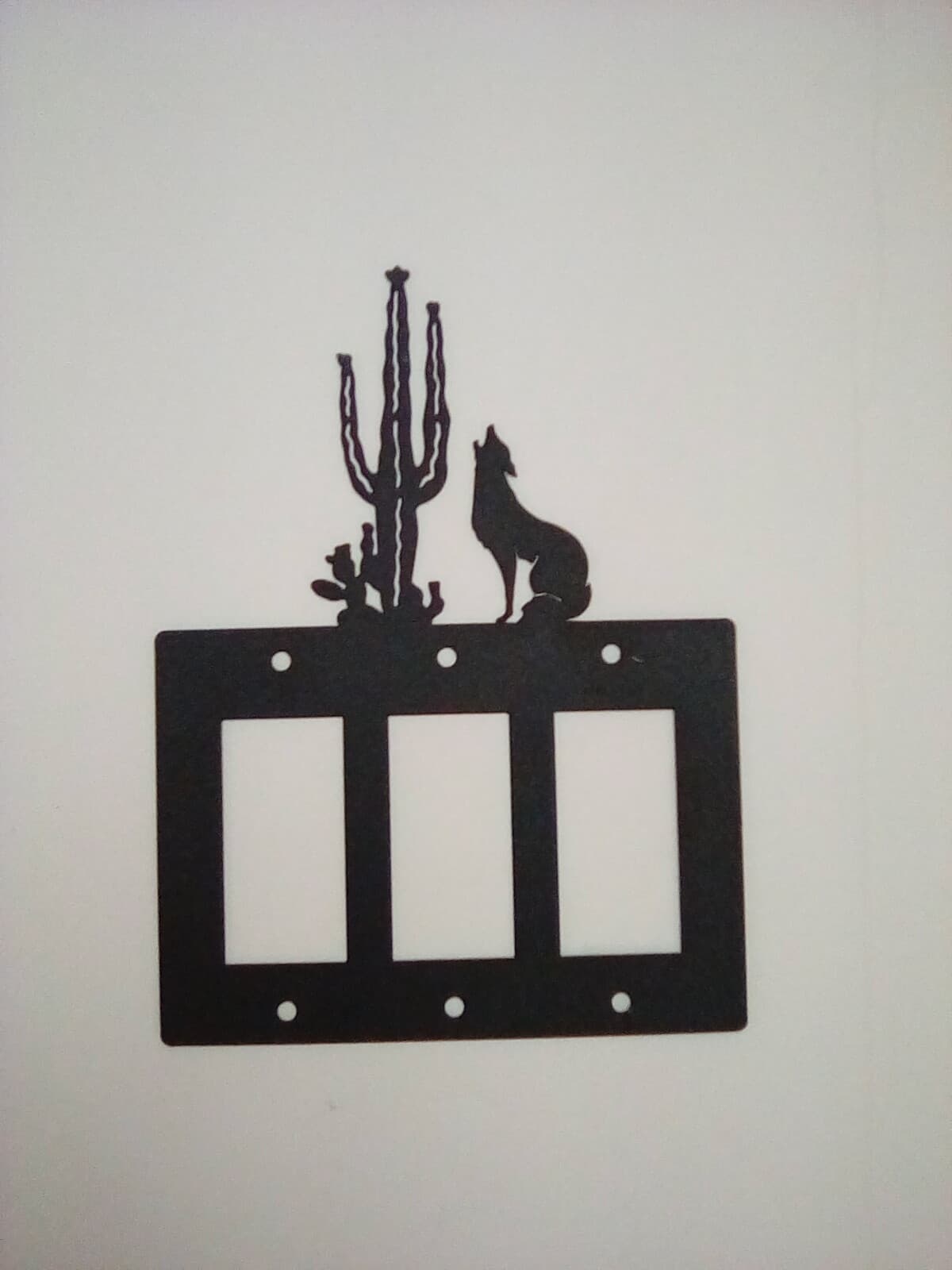Triple Toggle Outlet Cover Coyote Cactus County Ranch Lodge Cabin Rustic New - Thumbnail 3