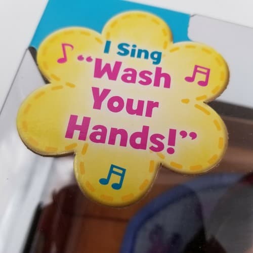 Doc McStuffins Singing Doll Wash Your Hands Includes Face Mask Doctor Bag 11.5" - Thumbnail 4