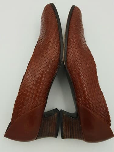 Stuart Size 8.5 AA Extra Narrow Low Heel Pumps Leather Carmel Brown Size 8.5 AA - Thumbnail 6