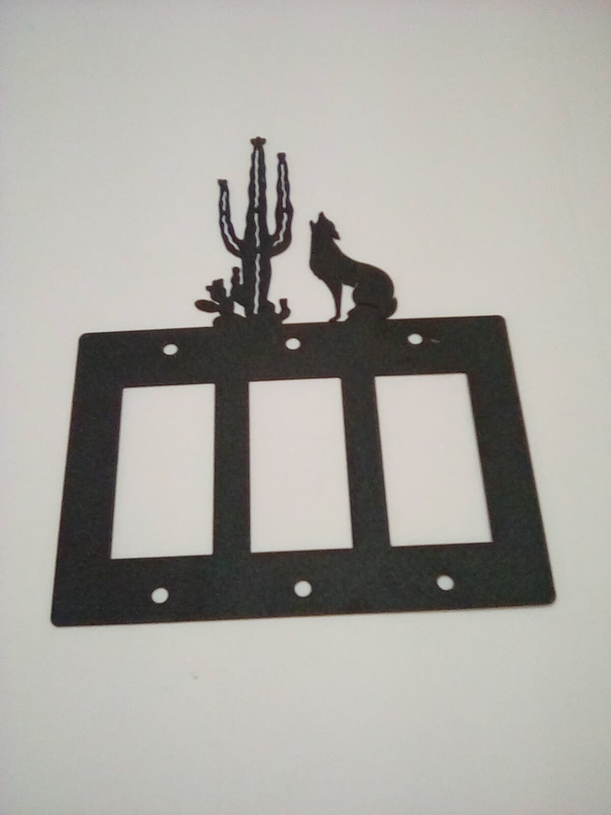 Triple Toggle Outlet Cover Coyote Cactus County Ranch Lodge Cabin Rustic New - Thumbnail 2