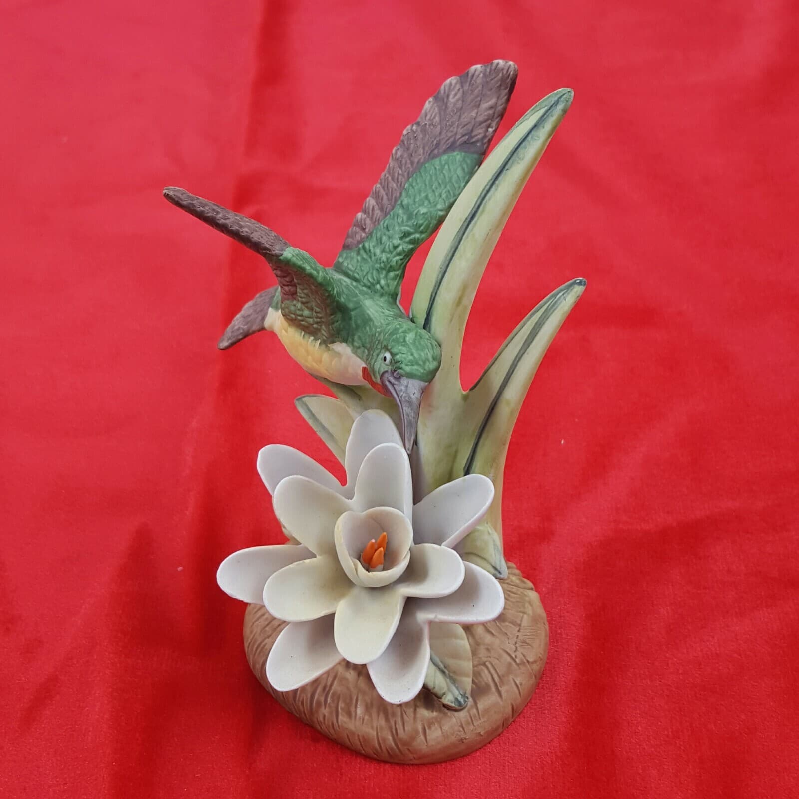 Royal Heritage Figurine Humming Bird Odyssey Birds in Flight to Spring Porcelain - Thumbnail 10