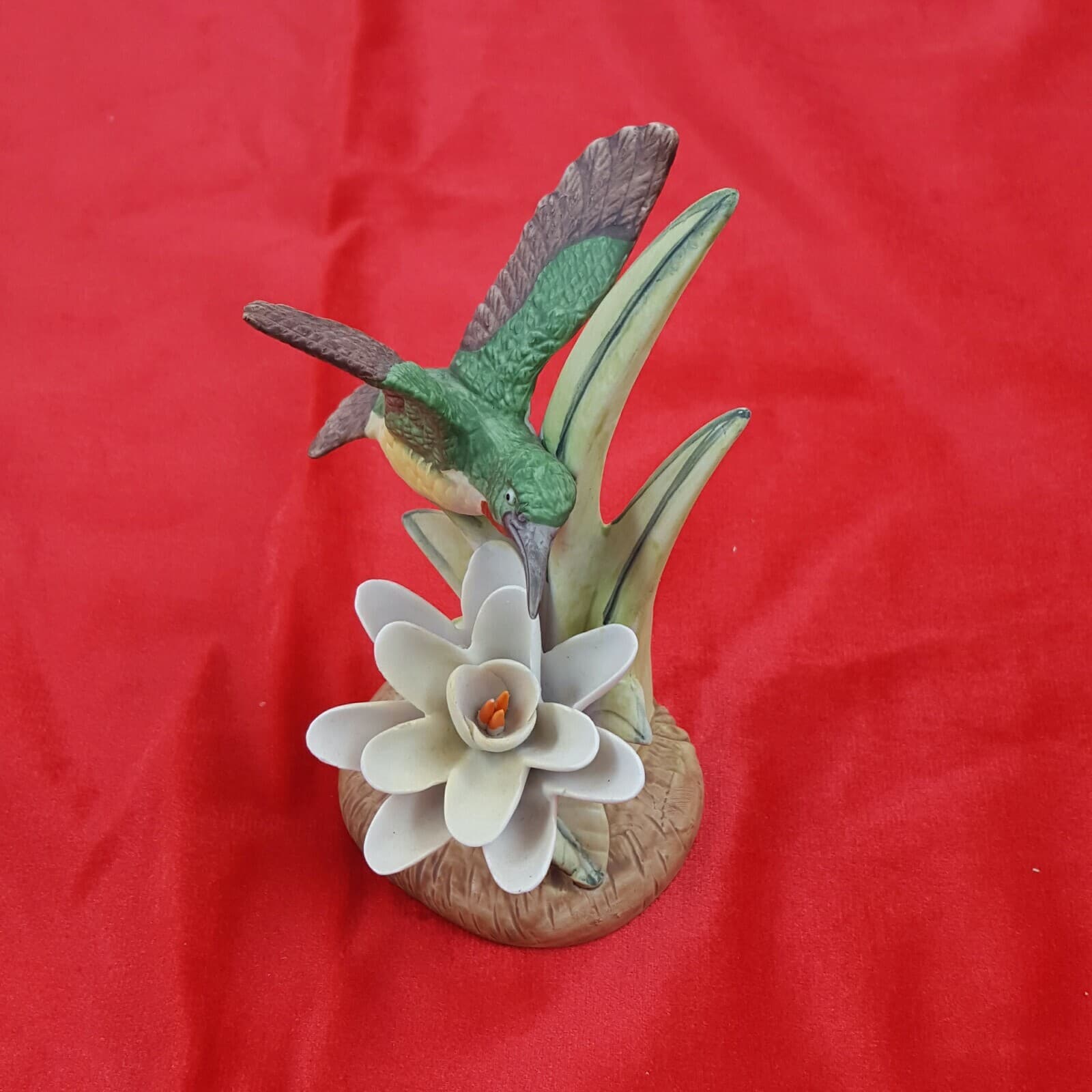 Royal Heritage Figurine Humming Bird Odyssey Birds in Flight to Spring Porcelain - Thumbnail 11