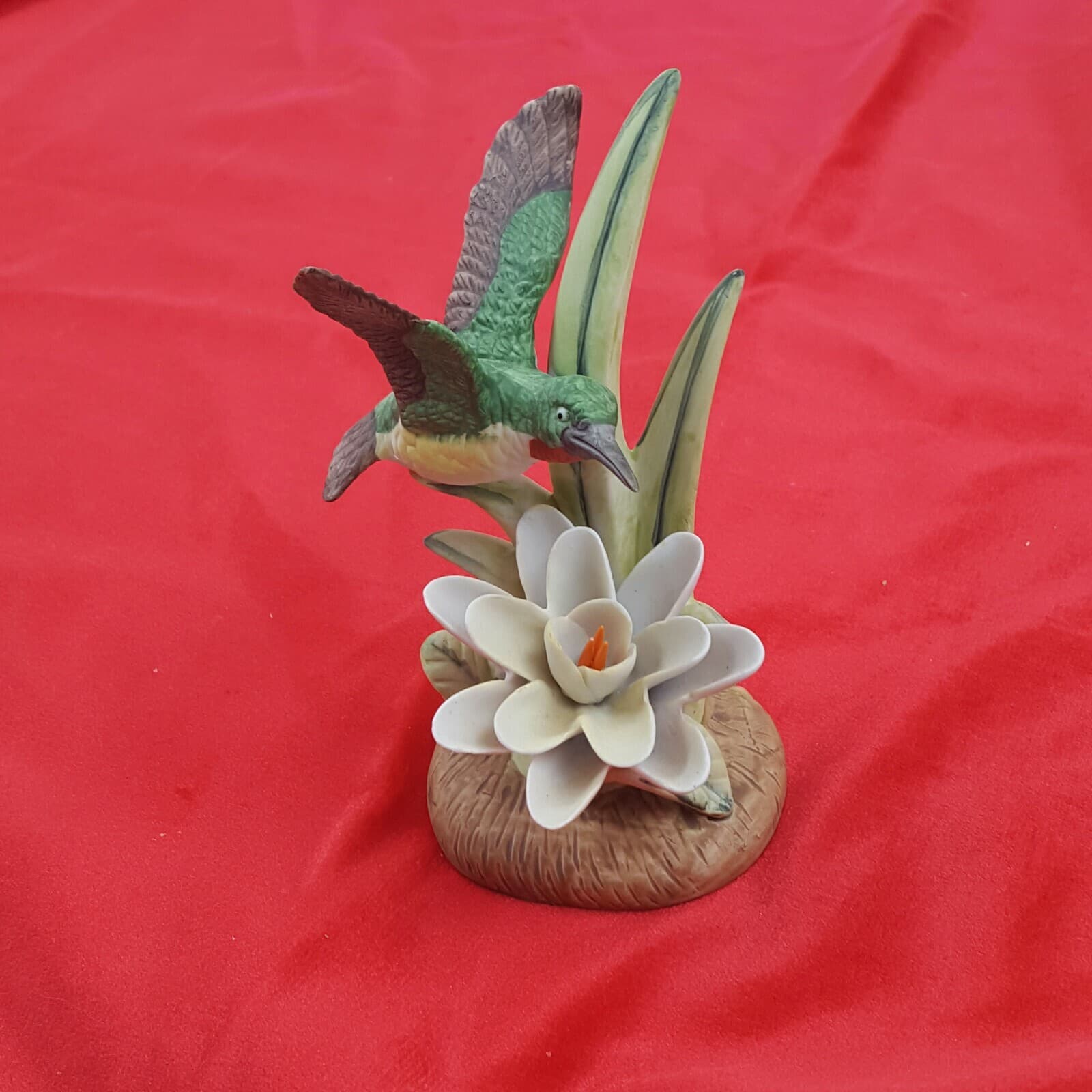 Royal Heritage Figurine Humming Bird Odyssey Birds in Flight to Spring Porcelain - Thumbnail 12