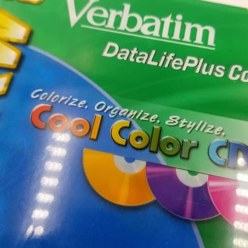 Verbatim NEW 20-Pack CD-RW 700MB 2X-4X DataLifePlus Cool Colors Slim Jewel Cases - Thumbnail 6