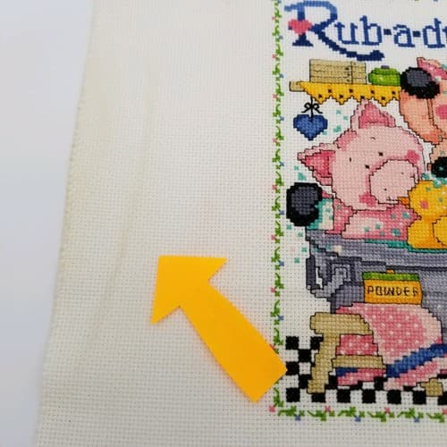 Hand Crafted Cross Stitch Bath Pigs Bathroom Decor Needlework Rub A Dub Suds - Thumbnail 10