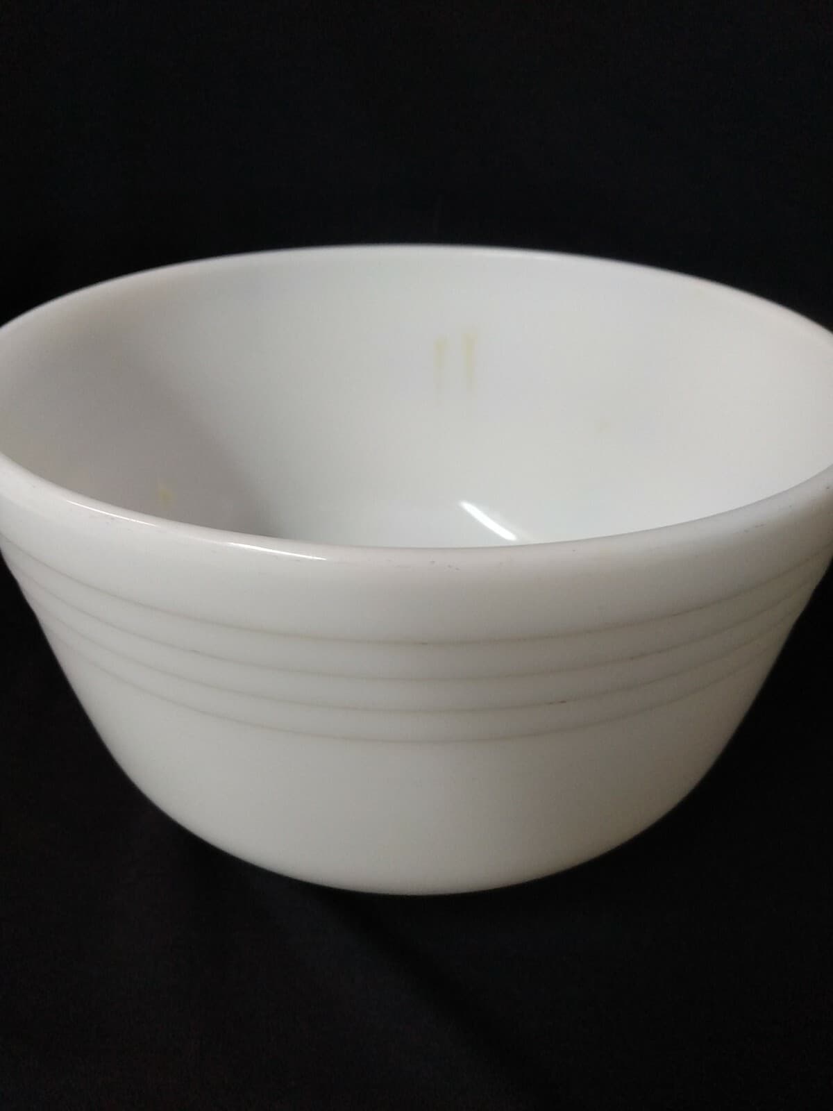 Vintage Pyrex White Ribbed Milk Glass Hamilton Beach Mixing Bowls Set of 2 - Thumbnail 9
