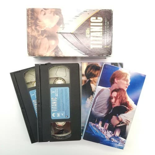 Titanic VHS 2 Tape Set Digitally Mastered Best Picture Leonardo DiCaprio - Thumbnail 12