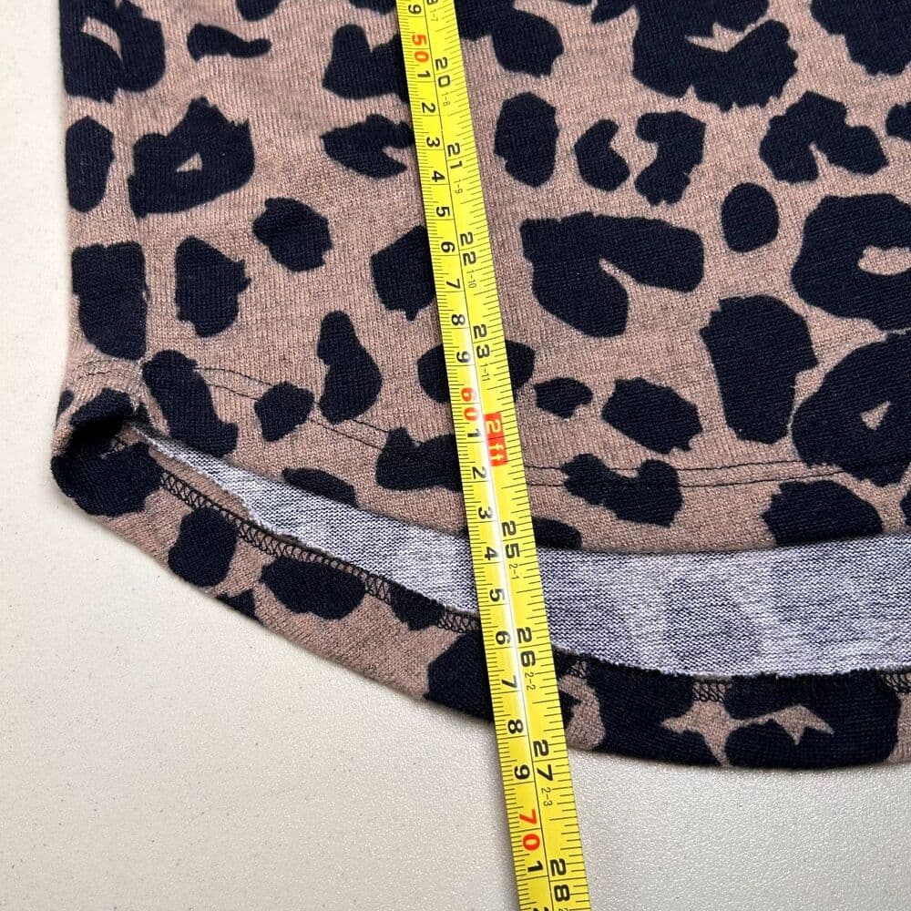 Pink Clover Leopard Print Long Sleeve Tunic Top w/ Elbow Patches Size M - Thumbnail 9