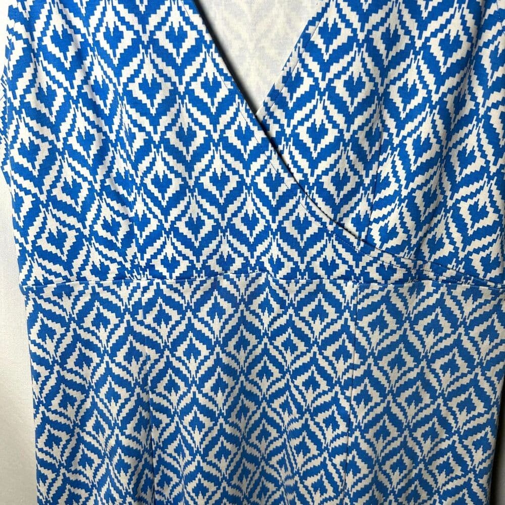 New York & Company blue & white V-neck sleeveless dress Large - Thumbnail 4