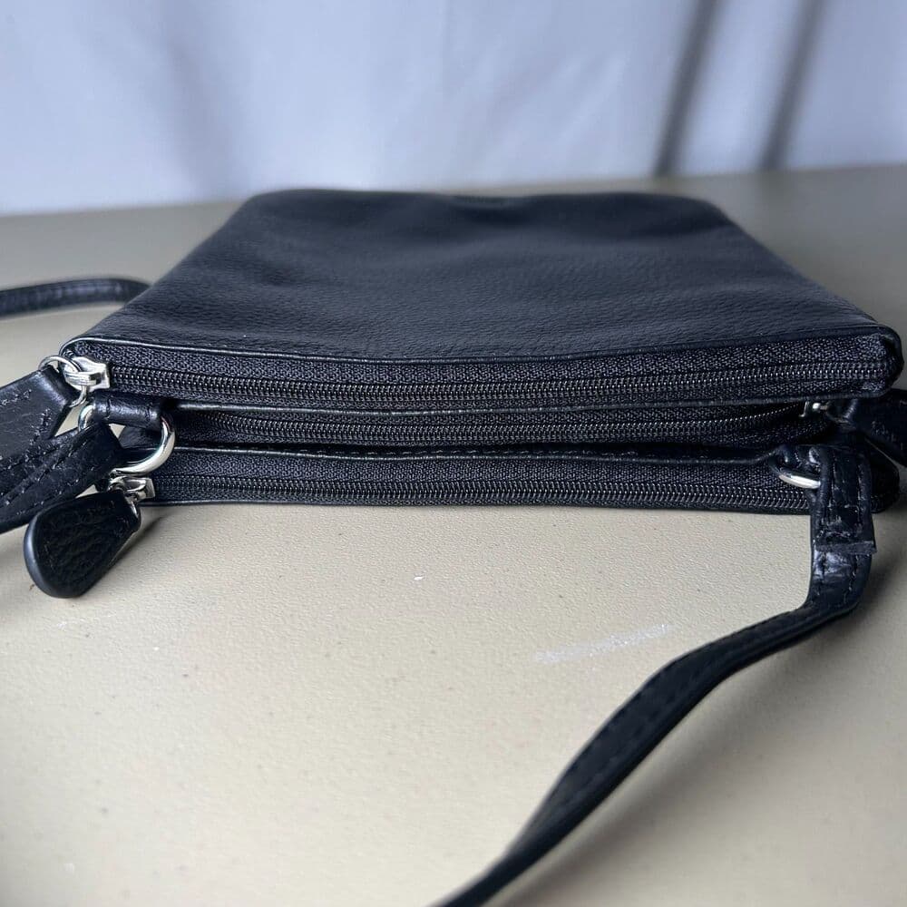 Giani Bernini Black Triple-Zip Pebble Leather Dasher Crossbody bag - Thumbnail 6