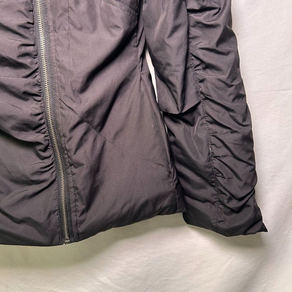 Sparkle & Fade Black Puffer jacket Size M - Thumbnail 2