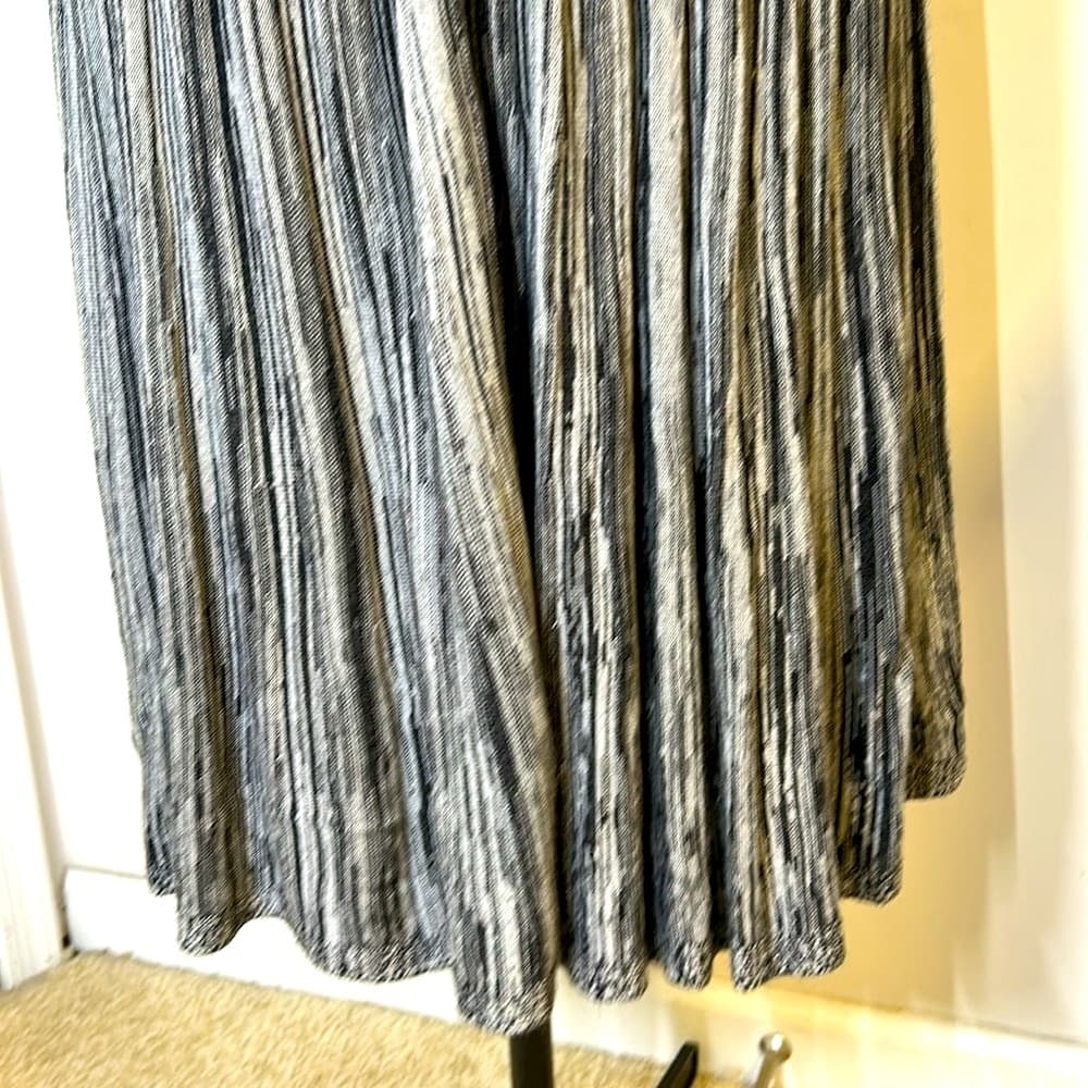 Free People Gray Maxi Halter Dress w/ Keyhole Size S - Thumbnail 3