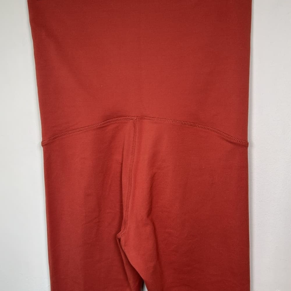 Kindred Bravely Coral Capri Maternity Postpartum Leggings Size S - Thumbnail 2