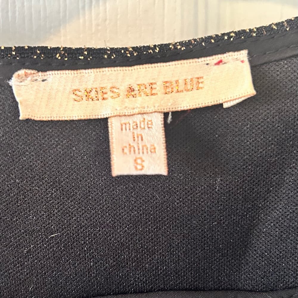Skies Are Blue Black A-line dress with gold threading size small - Thumbnail 4