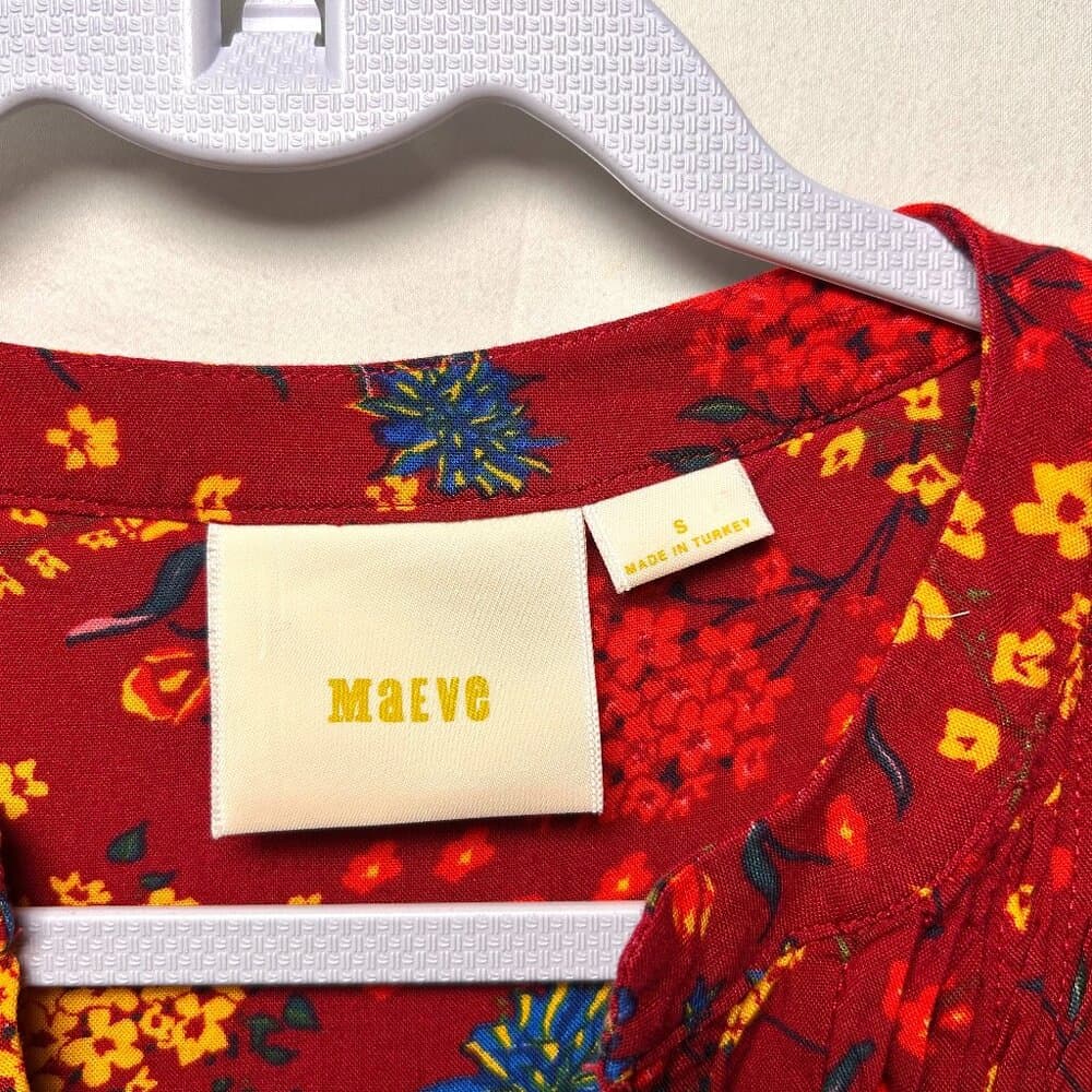 Anthropologie Maeve red floral pintuck button-front blouse Size Small - Thumbnail 3