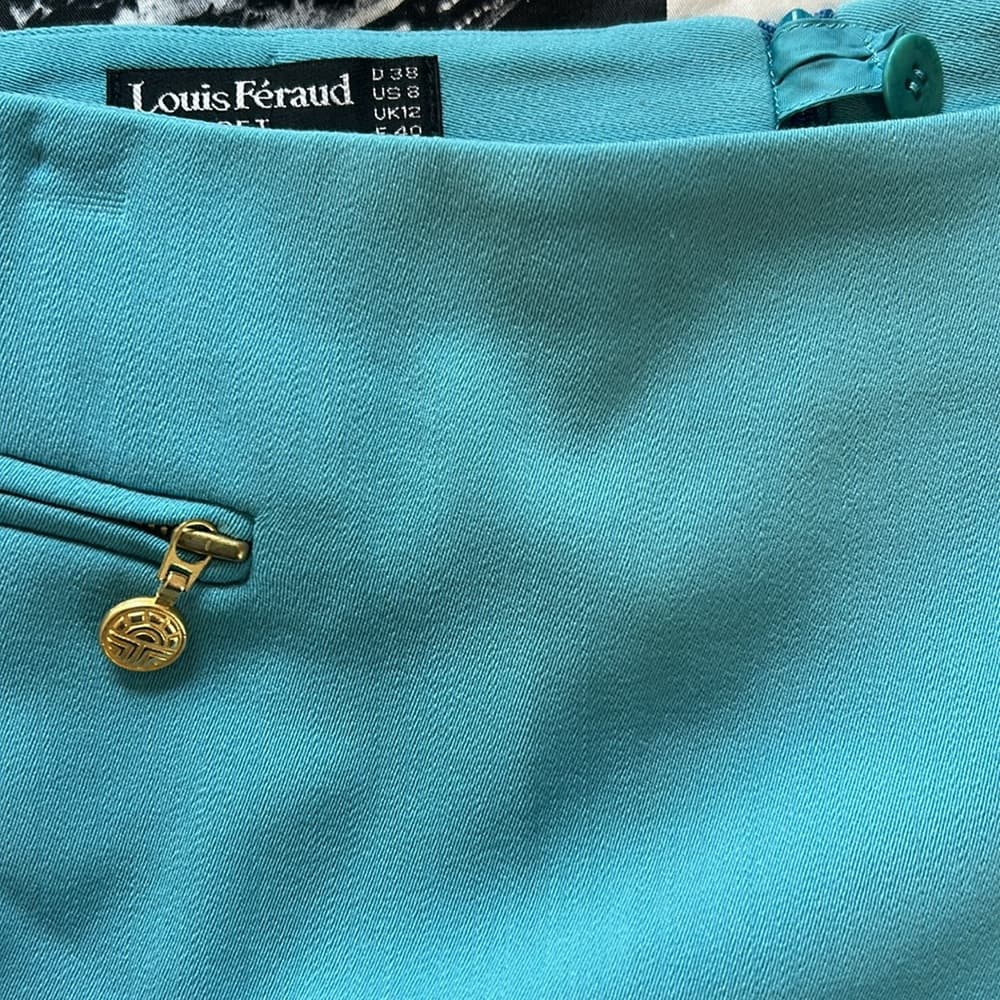 Louis Feraud Elegant Blue Skirt Suit Size 8 - Thumbnail 8