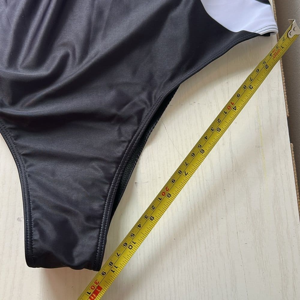 New Black and White One-Piece Illusion Slimming Swimsuit XL - Thumbnail 7